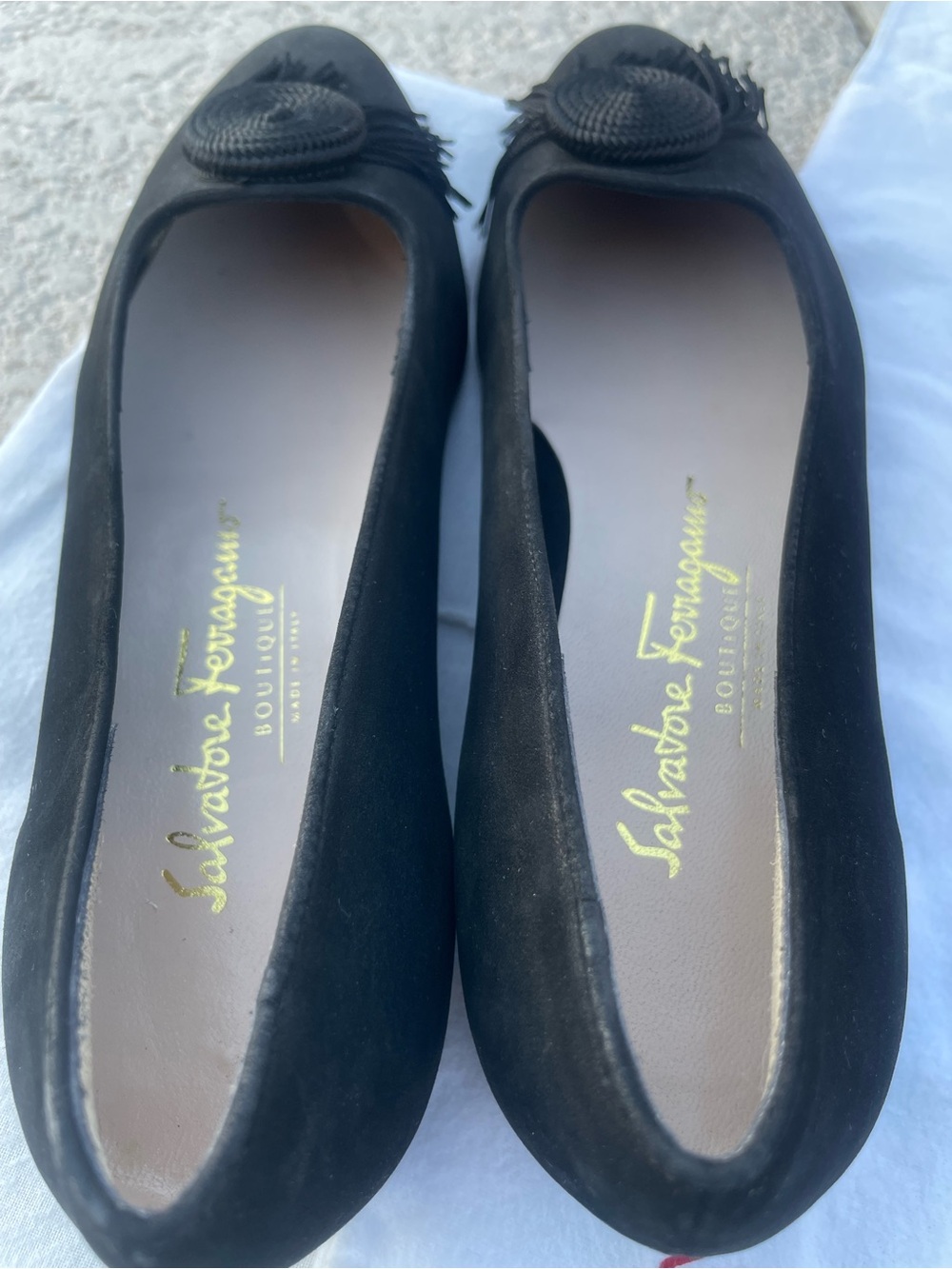Salvatore Ferragamo Black Suede Tassel Pointed Flats - Picture 4 of 11